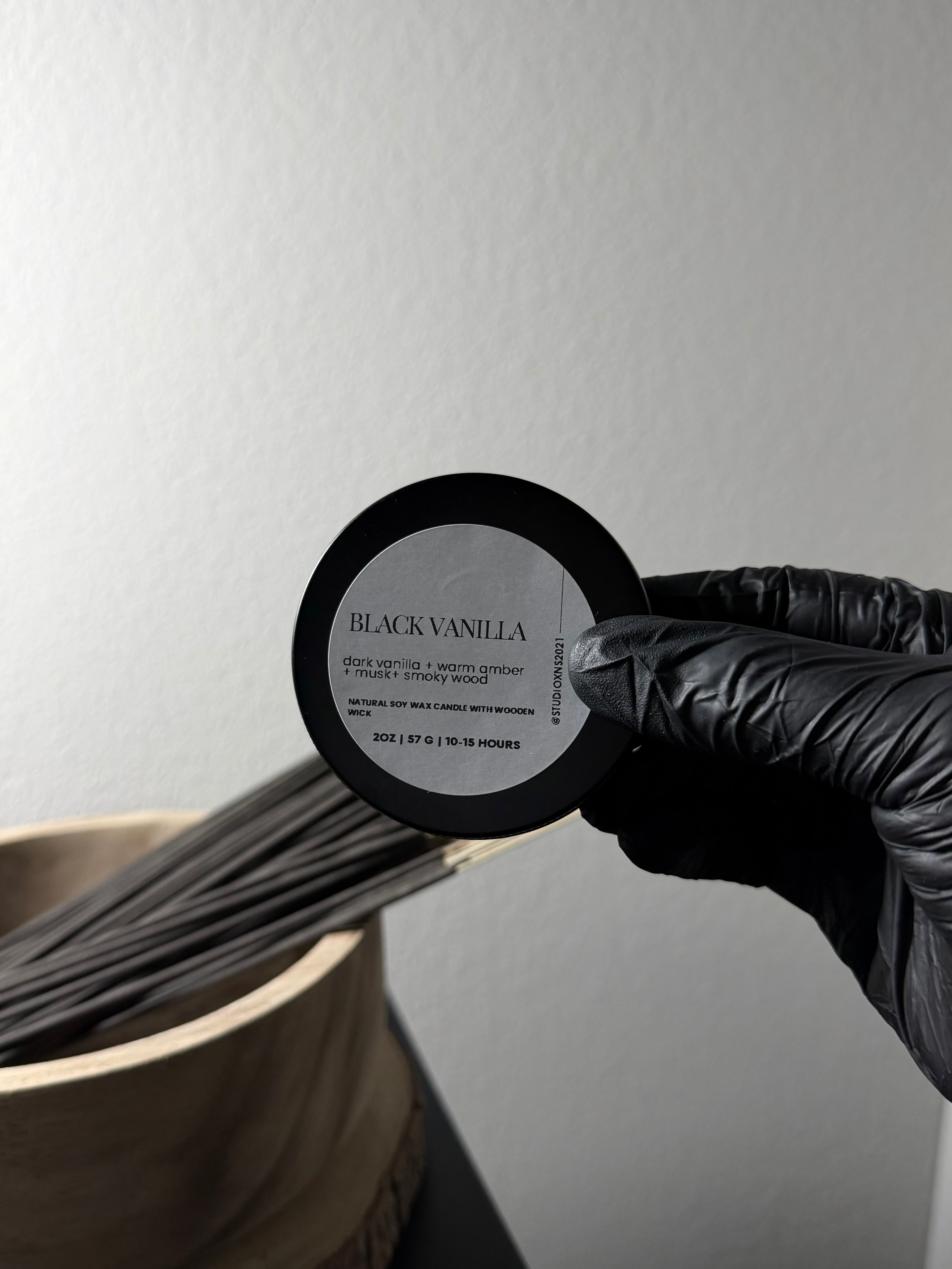 BLACK VANILLA TRAVEL TIN CANDLE