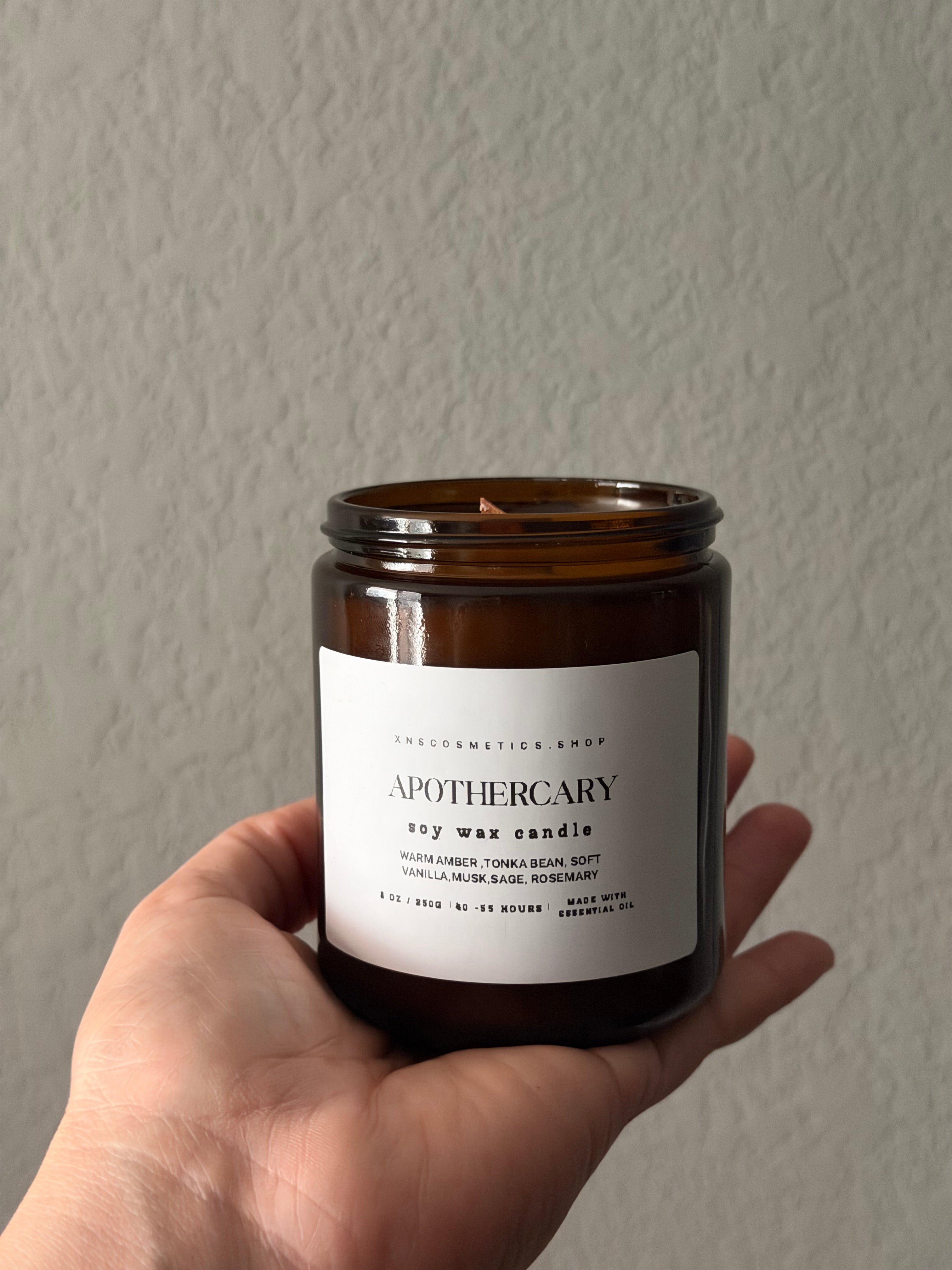 APOTHECARY SOY WAX CANDLE